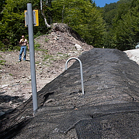 Detailaanzicht Fortrac 3D geogrid voor effectieve hellingstabilisatie