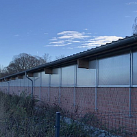 Innovatieve stalafscheiding: Lubratec heframen in een meststal met 2 leeftijdsgroepen