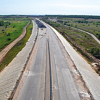 Beklede muren met Incomat® Flex betonmat gezien vanuit de lucht