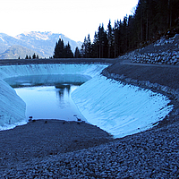 Geokunststofafdichtingssystemen voor waterreservoirs: zorgen voor constante waterniveaus