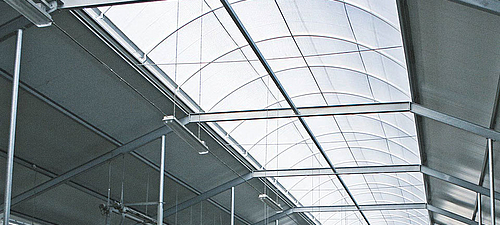 Lubratec lichtperiode in de melkstal Lichte nok voor een beter klimaat in melkveestallen